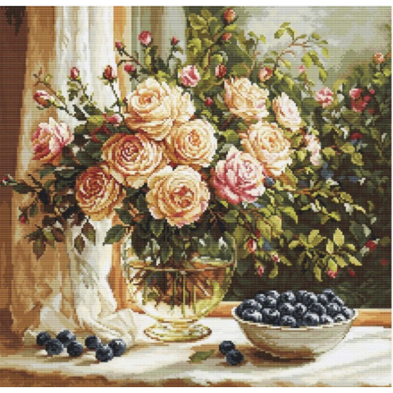 Luca-S Набір для вишивки «Ваза з трояндами та чорницею»